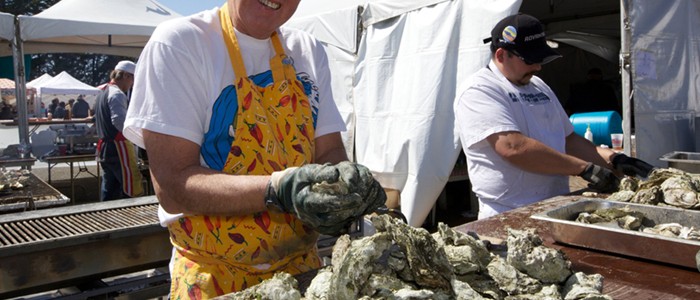 Shuking Oysters